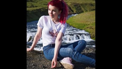 Probéiert net mat Streamer Olyasha 1080p (Metronome) ze kommen